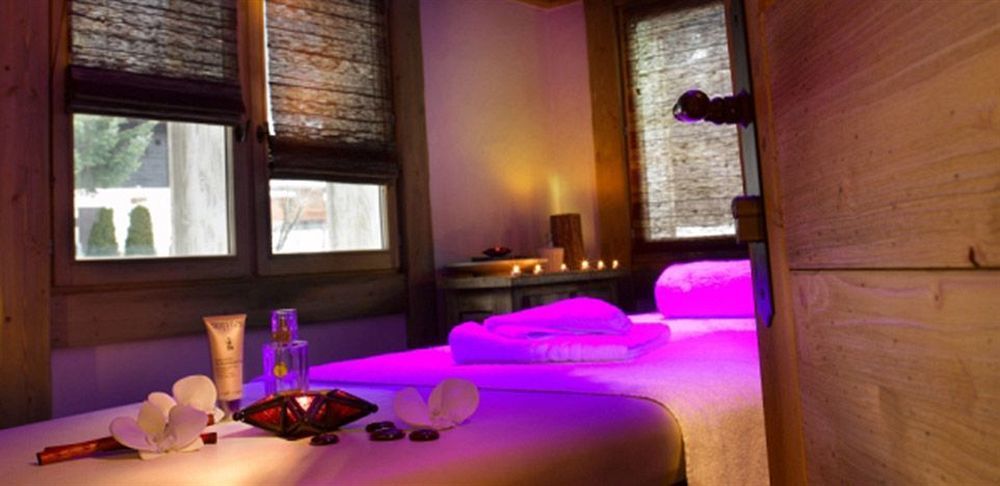 Aparthotel Cgh Boutique Le Hameau De Pierre Blanche 5*